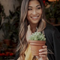 Jenna Ushkowitz