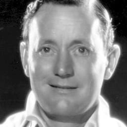 Roscoe Karns