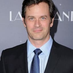 Tom Everett Scott
