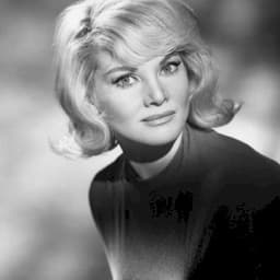 Diane Cilento