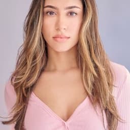 Isabella Ferreira