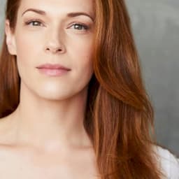 Amanda Righetti