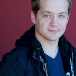 Jason Earles