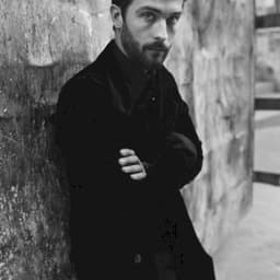 Tom Mison