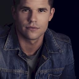 Charlie Carver