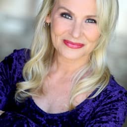 Wendee Lee