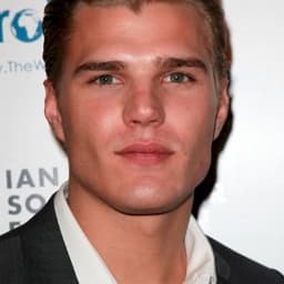 Chris Zylka