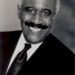 Robert DoQui