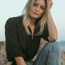 Leila George