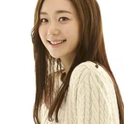 Lee Yoo-young