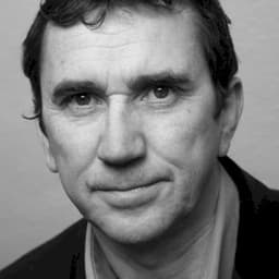 Phil Daniels