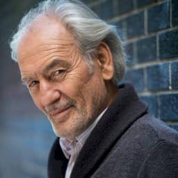 Patrick Bauchau