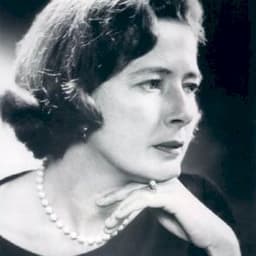 Leora Dana