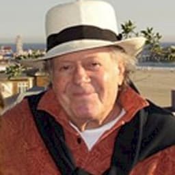 Aubrey Morris