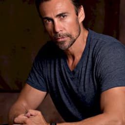 Daniel Bernhardt