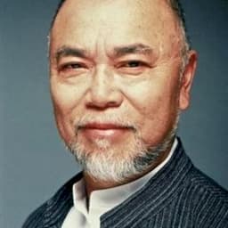 Kenji Utsumi