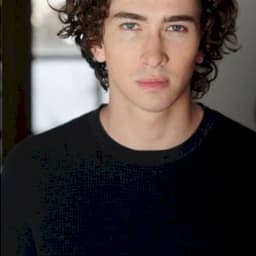 Dylan Arnold