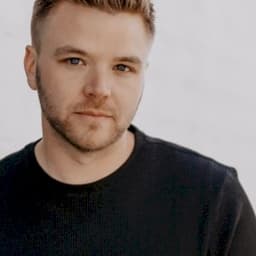 Brett Davern