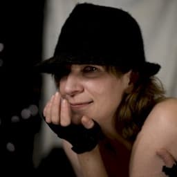 Amanda Plummer