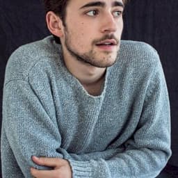 Charlie Rowe