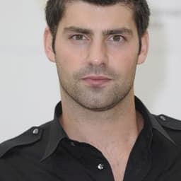 Travis Milne