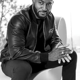 Adrian Holmes