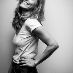 Julianna Guill