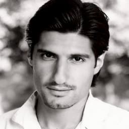 Kayvan Novak