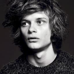 Charlie Tahan
