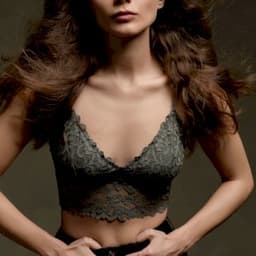 Damla Sönmez