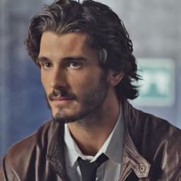 Yon González
