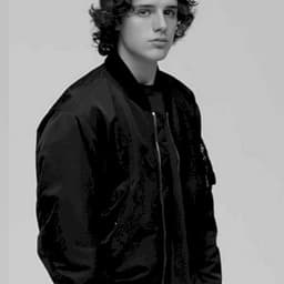 Harry Collett