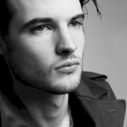 Tom Sturridge