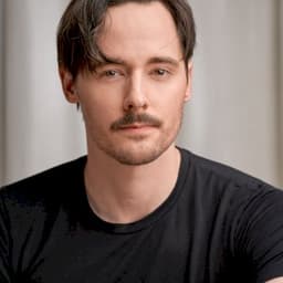 Jake Thomas
