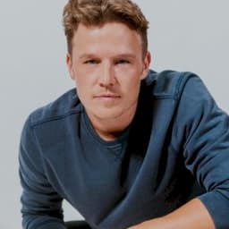 Christopher Egan