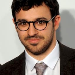Simon Bird