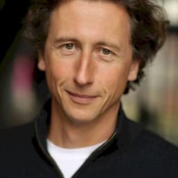 Nicholas Rowe