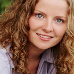 Anna Cummer
