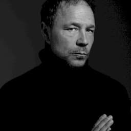 Stephen Graham