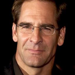 Scott Bakula