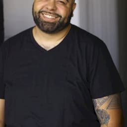 Oscar Gale