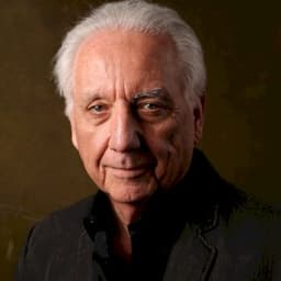 Bob Gunton