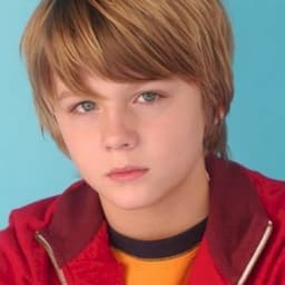 Miles Heizer