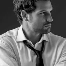 Roberto Urbina