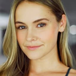 Cassi Thomson
