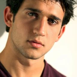 Darius Homayoun