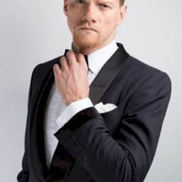 Yuri Kolokolnikov