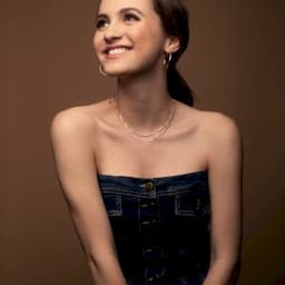 Maude Apatow