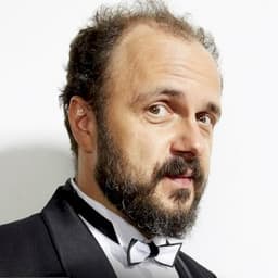 Arkadiusz Jakubik