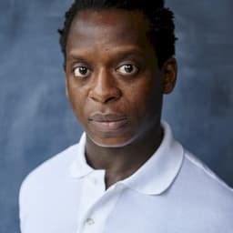 Kobna Holdbrook-Smith